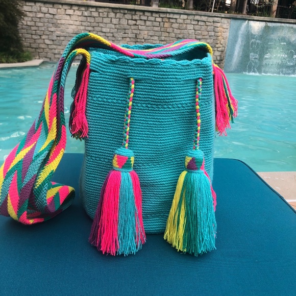 NEW Authentic Wayuu bag / mint green color / multicolored strap/ Size L - Picture 8 of 10